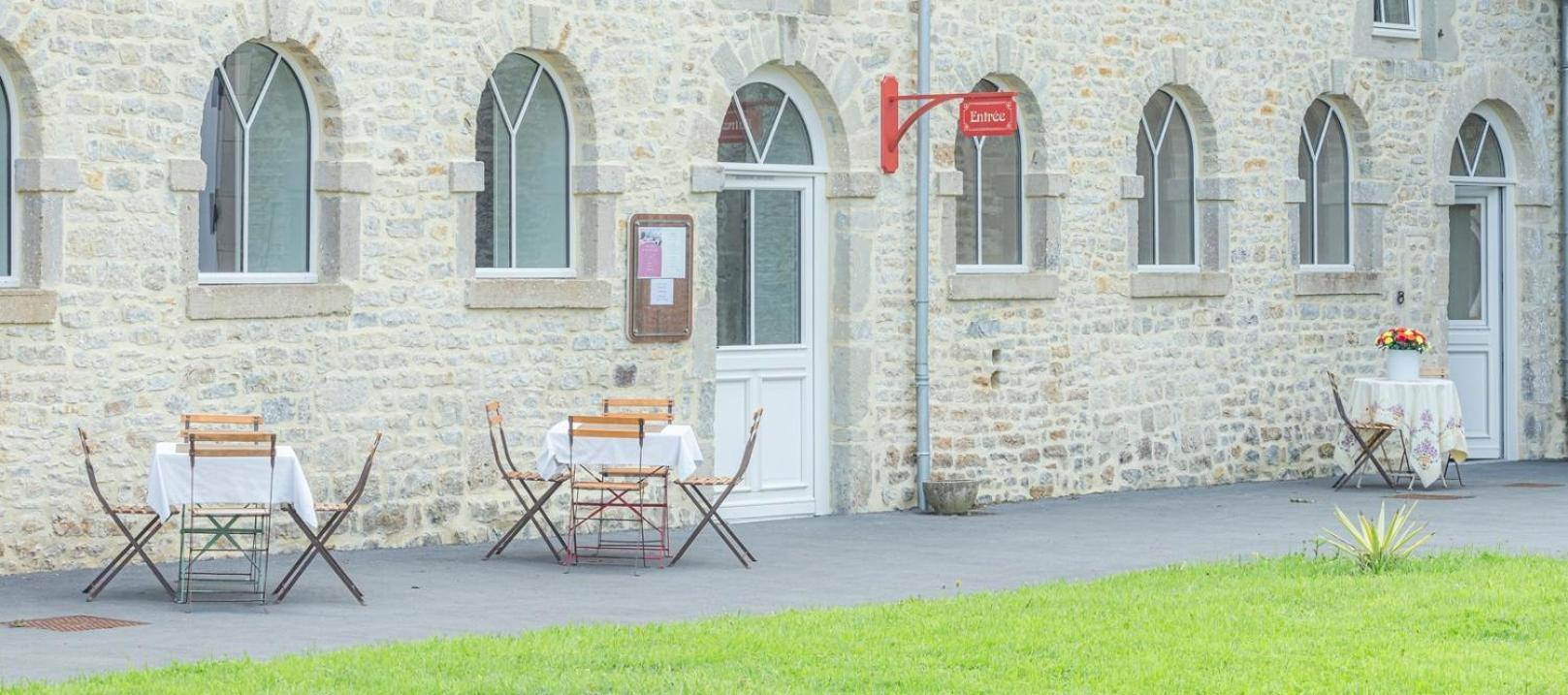 Chambre D'Hotes Le Domaine De La Vallee Saint-Martin-de-Varreville Exteriér fotografie